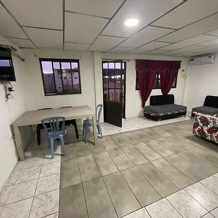 Casa De Alexis 호텔 푸에르토 바케리조 모레노 외부 사진